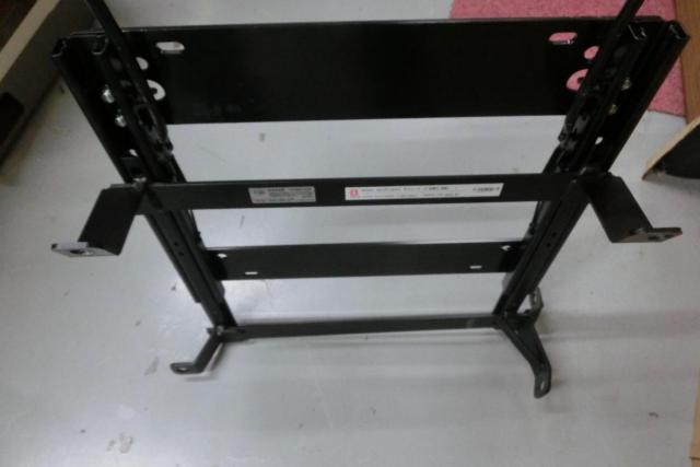 BRIDE bottom-mount seat rails