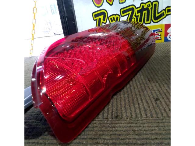 【200系ハイエース】stellar V フルLEDテールランプ