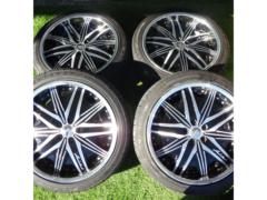 AmistadAMISTAD
MADURA
(F010)+GOODYEAREAGLE
LS
EXE245/40R20
99W
Manufactured in 2022