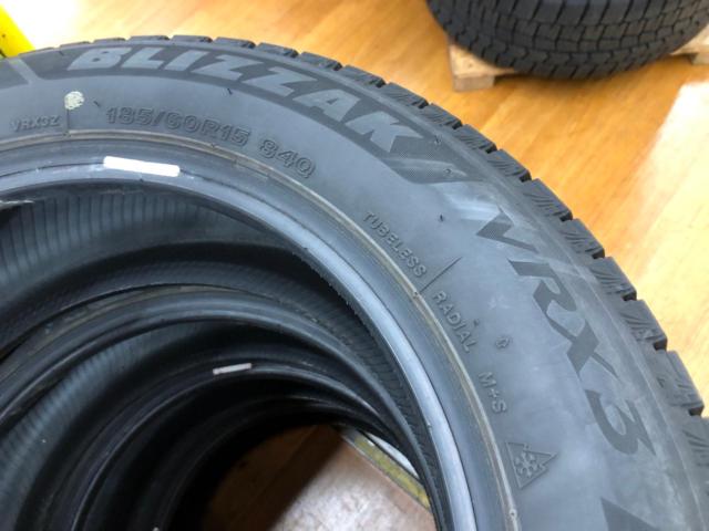 BRIDGESTONE BLIZZAK VRX3 185/60R15