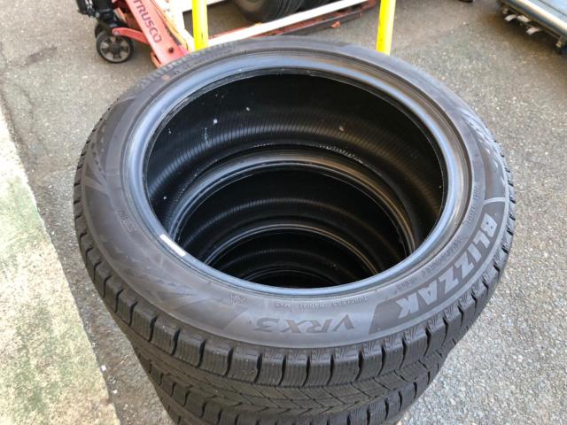 BRIDGESTONE BLIZZAK VRX3 215/50R17