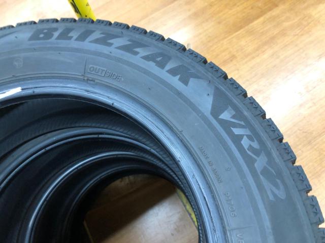 BRIDGESTONE BLIZZAK VRX2 175/65R15