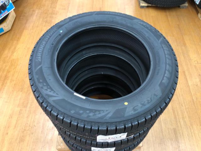 BRIDGESTONE BLIZZAK VRX3 185/60R15
