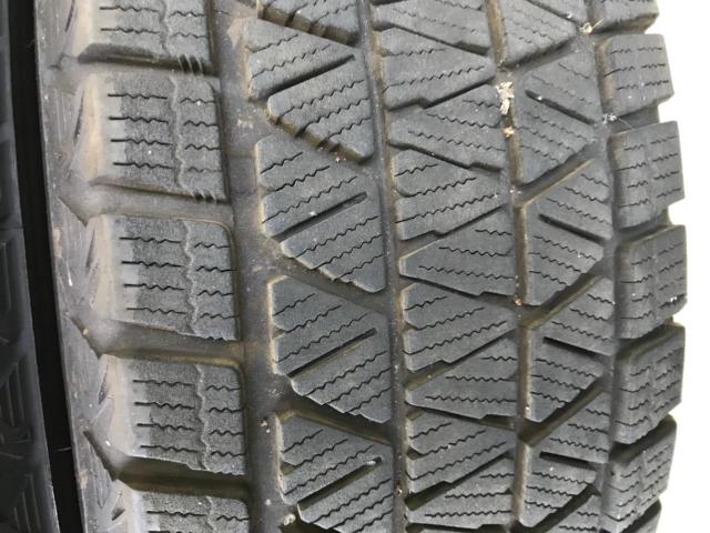 BRIDGESTONE BLIZZAK DM-V3 235/65R17