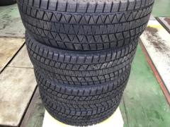 BRIDGESTONE BLIZZAK DM-V3 235/65R17