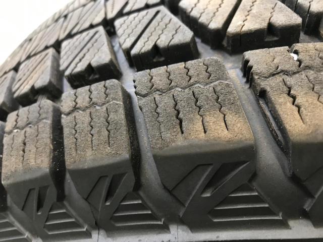 BRIDGESTONE BLIZZAK DM-V3 235/65R17