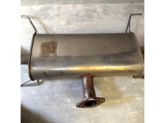 KNIGHT
SPORTSLEAGAL
SPORTS
MUFFLER
■ Atenza
LDA-GJ2FP / LDA-GJ2FW
November 2012 -
SH
6MT / AT