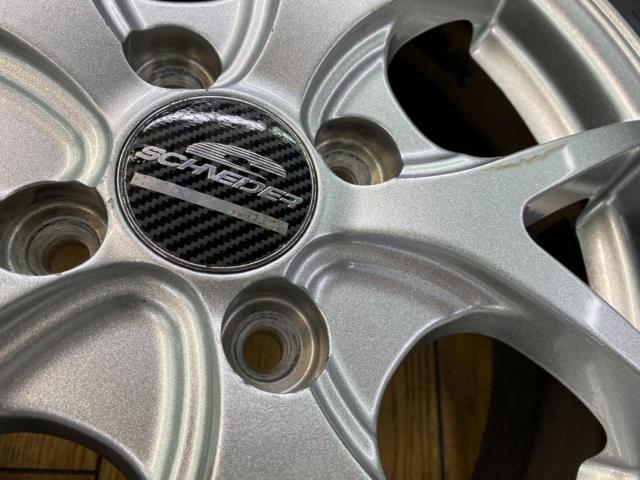 A-TECH (Etekku)
SCHNEIDER (Schneider)
+
BRIDGESTONE (Bridgestone)
Blizzak VRX3