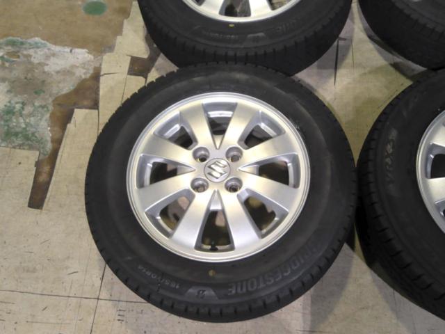 Suzuki genuine (SUZUKI)
Solio original wheel
+
BRIDGESTONE (Bridgestone)
BLIZZAK
VRX3