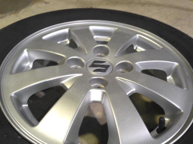 Suzuki genuine (SUZUKI)
Solio original wheel
+
BRIDGESTONE (Bridgestone)
BLIZZAK
VRX3