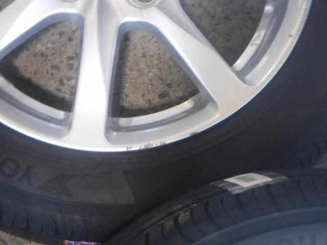 1. Genuine Daihatsu Move parts + YOKOHAMA
BluEarth-ES