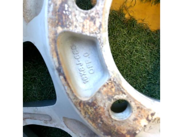 [Wheel only four set]
Unknown Manufacturer
Silver spoke wheels 8Jx16+0
139.7-6H]