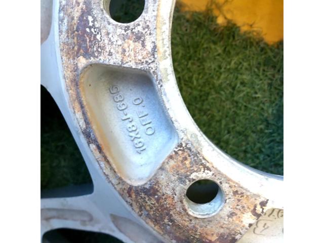 [Wheel only four set]
Unknown Manufacturer
Silver spoke wheels 8Jx16+0
139.7-6H]