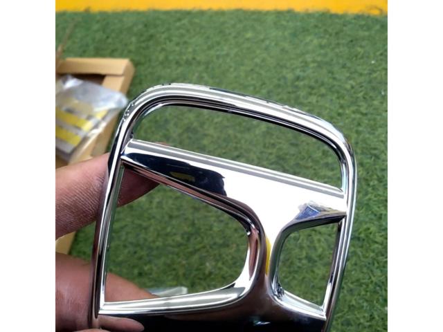 ホンダ純正(HONDA)  純正エンブレム 75701-TA0-000