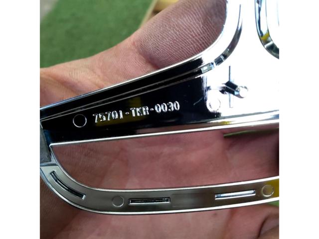 ホンダ純正(HONDA)  純正エンブレム 75701-TKR-0030