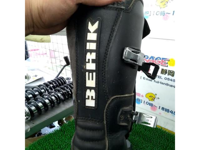 【ライダース/サイズEU43 】 BERIK トライアルブーツ BLACK CAMO