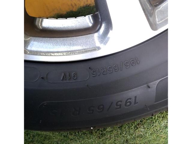 TOYOTA純正(トヨタ純正) 80系 NOAH/VOXY(ノア/ヴォクシー) 後期 純正アルミホイール+MICHELIN PRIMACY4