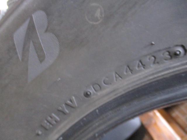BRIDGESTONE  BLIZZAK DM-V3