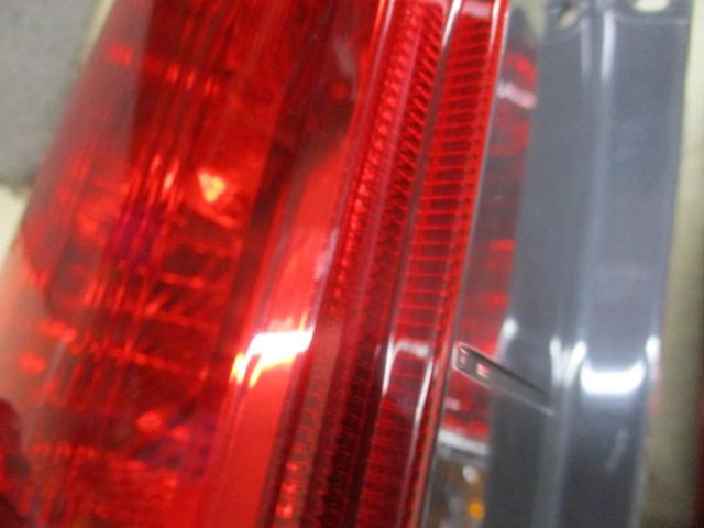 【トヨタ純正】200系 4型以降 ハイエース 純正テールレンズ 左右セット