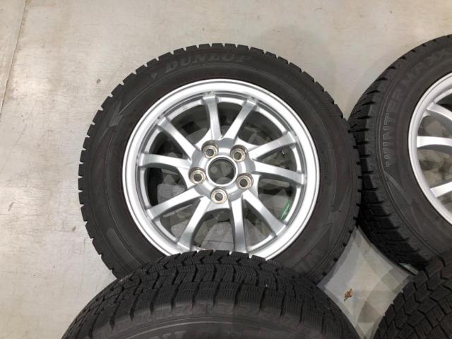 トヨタ純正 プリウスα 純正ホイール + DUNLOP WINTER MAXX WM02