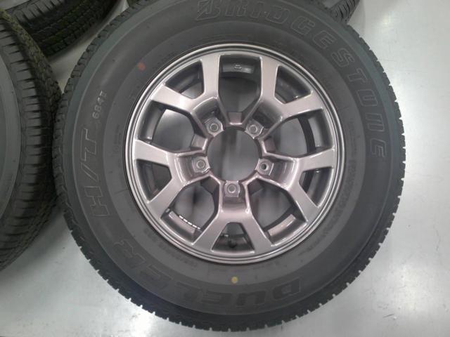 Suzuki genuine
JB 74 W
Jimny Sierra
Original wheel + BRIDGESTONE
DUELER
H / T
854Ⅱ