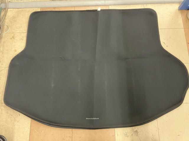 トヨタ (TOYOTA) ラゲージソフトトレイ  品番:08213-48160 【60系ハリアー】