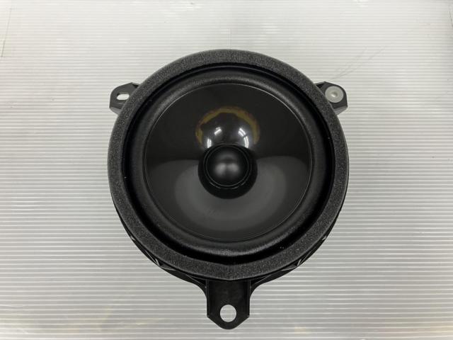 トヨタ (TOYOTA) 90系ノア・ヴォクシー 純正スピーカー  品番:08241-16060