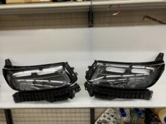 ホンダ (HONDA) GT系フリード 純正ヘッドライト  品番:STANLEY W7390