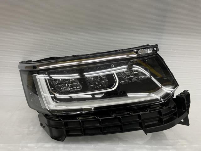 ホンダ (HONDA)  ステップワゴンスパーダ (RP6/7/8) 純正ヘッドライト  品番:KOITO 100-622DF