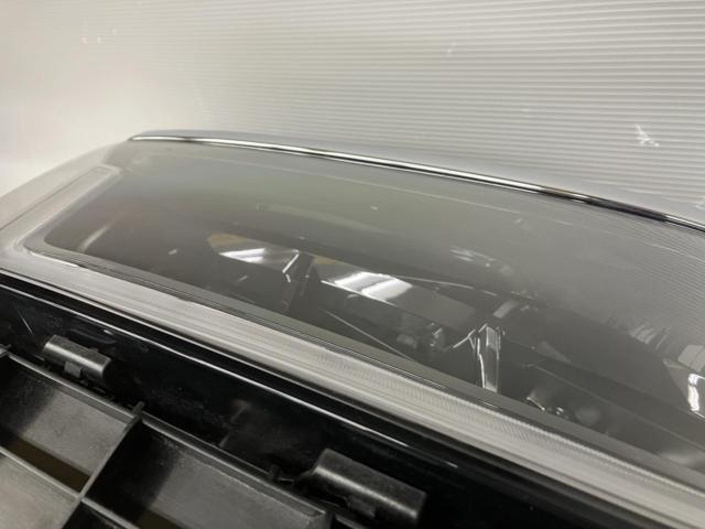 ホンダ (HONDA)  ステップワゴンスパーダ (RP6/7/8) 純正ヘッドライト  品番:KOITO 100-622DF