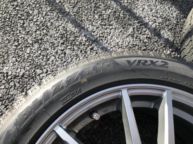 A-TECH SCHNEIDER + BRIDGESTONE BLIZZAK VRX2 215/50R17 91Q