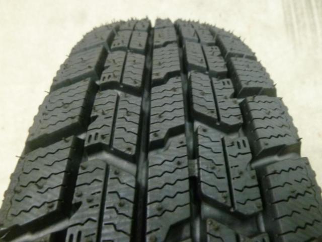 BRIDGESTONE ECO FROME SE-18 + GOODYEAR ICE NAVI 7