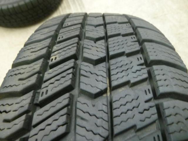HOT STUFF Exceeder E07 + GOODYEAR ICE NAVI 8