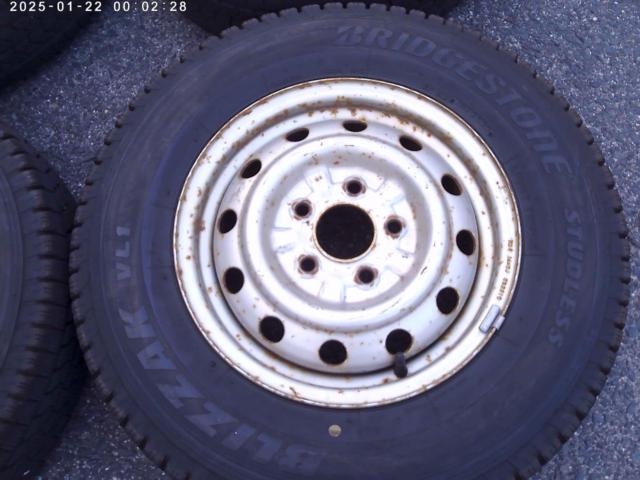 メーカー不明14インチスチールホイール+【BRIDGESTONE】BLIZZAK VL1 ボンゴ装着