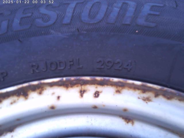 【TOPY(トピー)】 14インチマルチスチールホイール+【BRIDGESTONE】BLIZZAK VL 10 A ファミリア装着