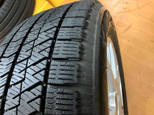 BRIDGESTONE(ブリヂストン)  TOPRUN R7A  + BRIDGESTONE(ブリヂストン) BLIZZAK VRX2