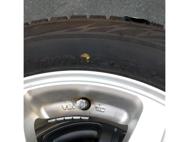 BRIDGESTONE BLIZZAK VRX2 185/70R14 2024年製 4本
