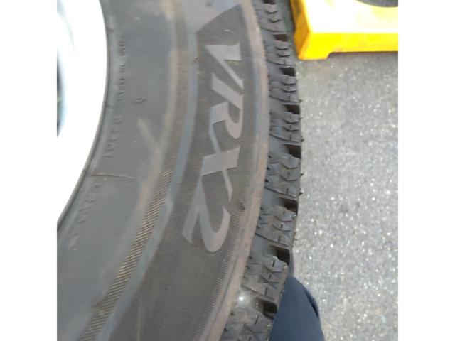 BRIDGESTONE BLIZZAK VRX2 185/70R14 2024年製 4本