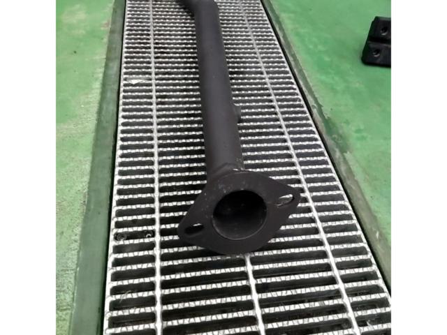 Unknown Manufacturer
Intermediate straight pipe