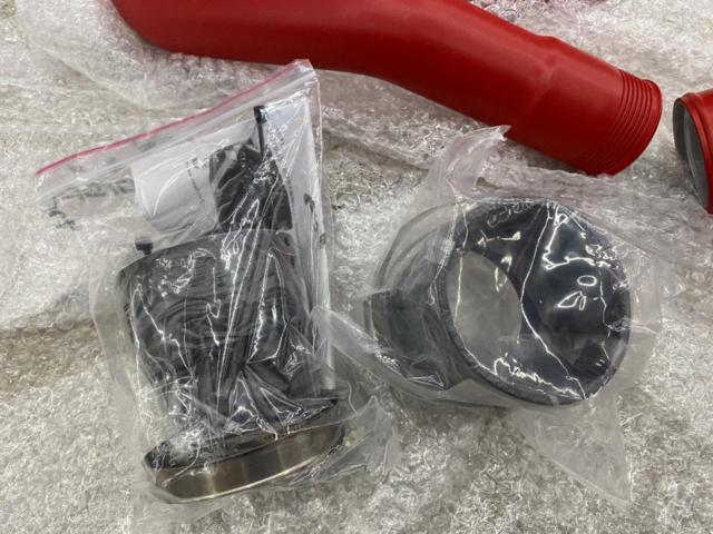 FTP Combination Package
Intake pipe/charge pipe set
Red
For B58 engine
Unused