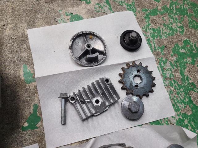 【HONDA】モンキー(Z50J)6V初期型エンジン