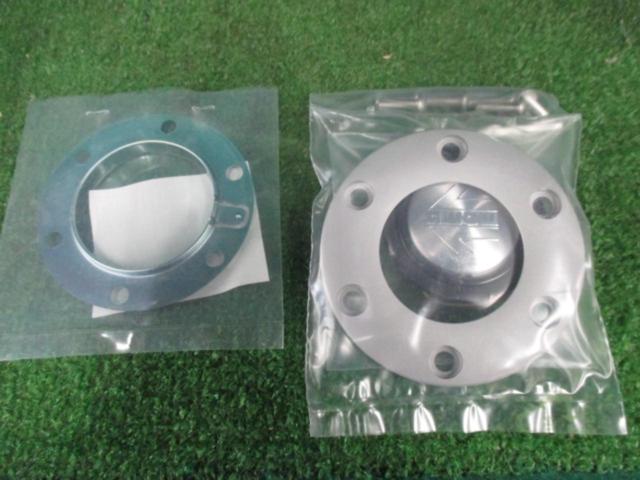★未使用品!!★ MOMO COMMAND2R/コマンド2R