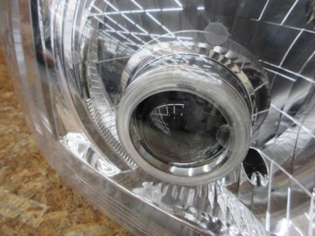 Wakeari
TOYOTA (Toyota) genuine
+
Unknown Manufacturer
Processing headlight