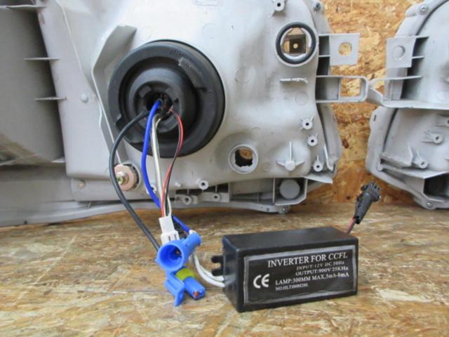 Wakeari
TOYOTA (Toyota) genuine
+
Unknown Manufacturer
Processing headlight