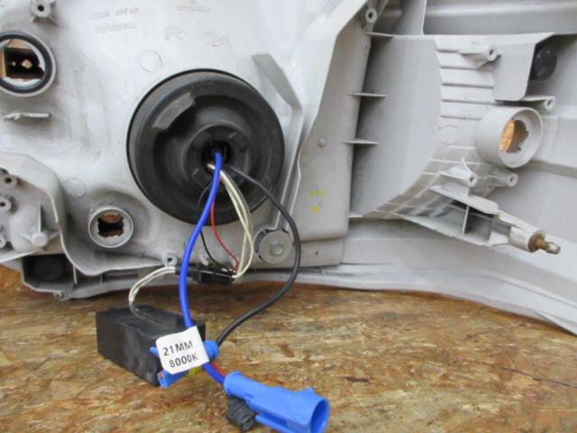 Wakeari
TOYOTA (Toyota) genuine
+
Unknown Manufacturer
Processing headlight