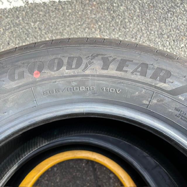 Set of 2 Goodyear Assurance
MAXGUARD
SUV
