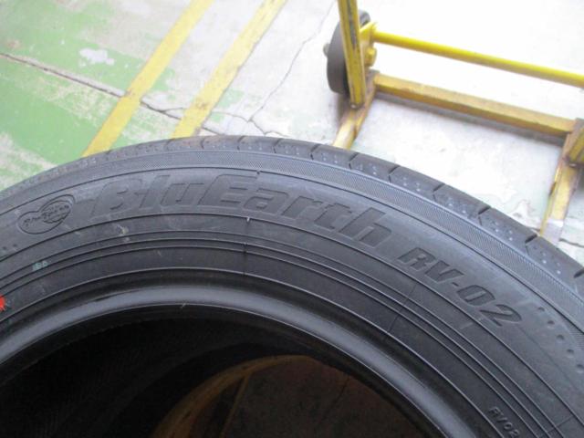YOKOHAMA
BluEarth
RV-02
205 / 60R16
Made in 2021
Two