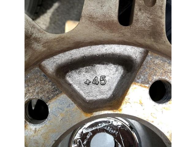 Seven twin-spoke wheel