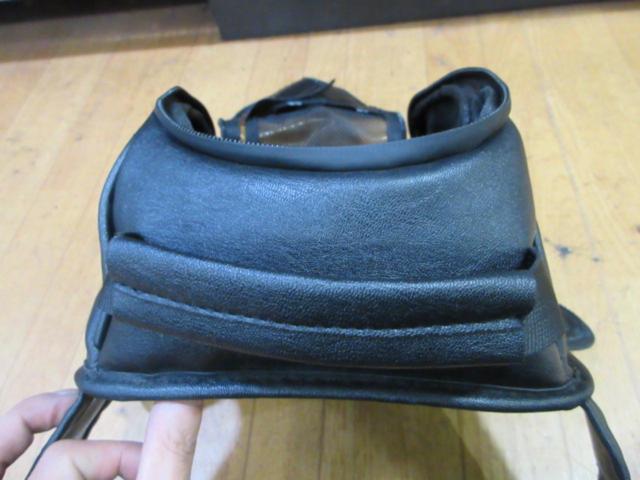 【KEMIMOTO】マグネット式 タンクバック