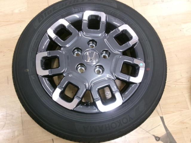 HONDA(ホンダ) フリードクロスター GT系 純正 + YOKOHAMA(ヨコハマ) BluEarth-FE AE30 185/65R15